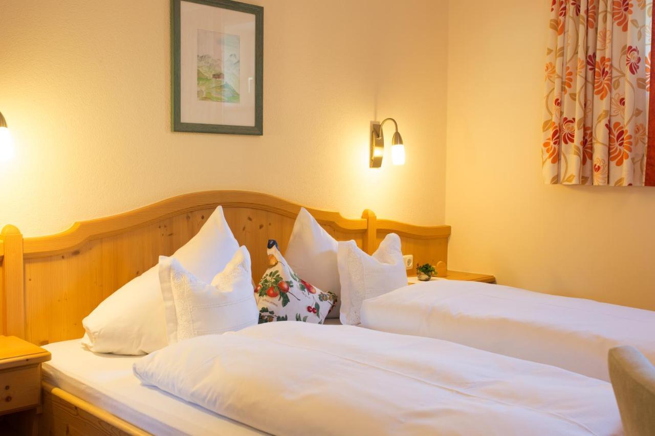 Landhaus Zauser St Anton am Arlberg Eksteriør billede